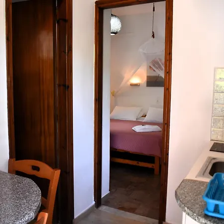 Kostas Apartment Agios Georgios Pagon