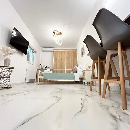 Corfu Airport Sweet Apartment *