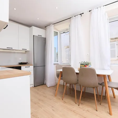 Patras Luxury Apartment