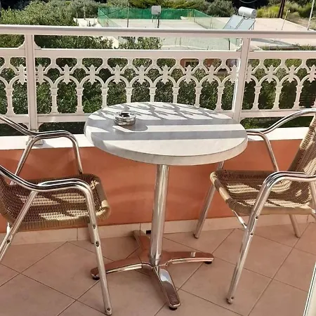 Angelos Apartment's