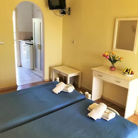 Apartment Firefly Panayiota 15 *