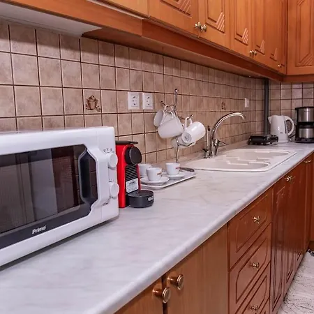 Sotiris Apartment *