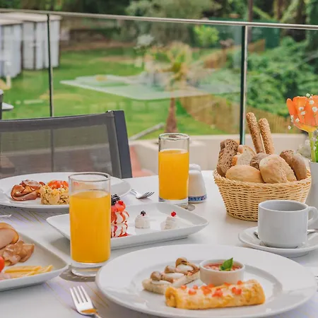 Hotel Divani Corfu Palace 4*