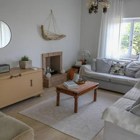 Ferienhaus Sinies *