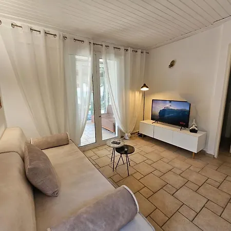 Beachfront House 13 ,glyfada Holiday home *