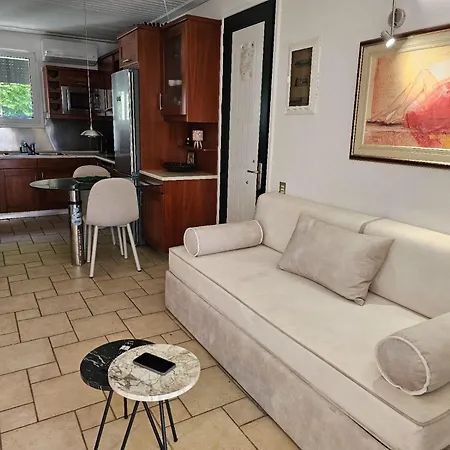 Holiday home Beachfront House 13 ,glyfada