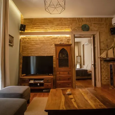Apartment Kouketa *