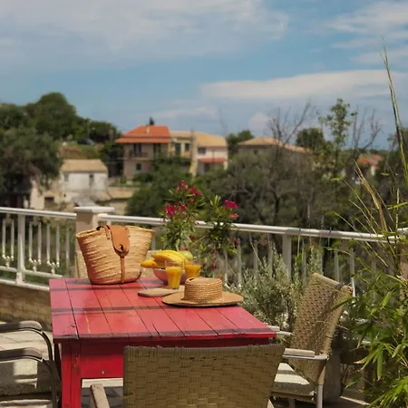 Holiday home Zacharenia Cozy House With Sea Views