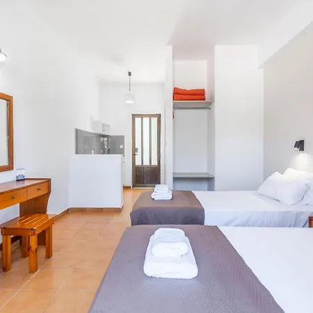 Sandy Complex By Konnect - Poolside & Seaside Aparthotel
