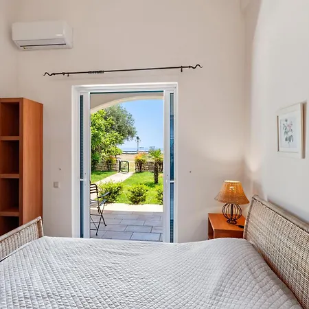 Waterfront By Villa2be Holiday home Barbati