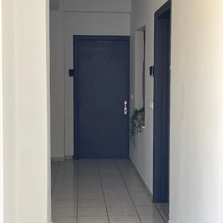 Sidari Centre Apartment *