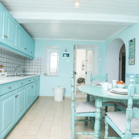 Joannas Sea-view Stone House * Katavolos