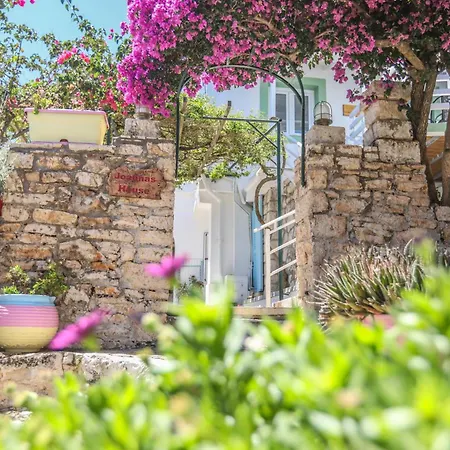 Apartment Joannas Sea-view Stone House *