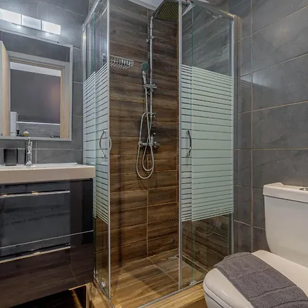 Oceanis 3*