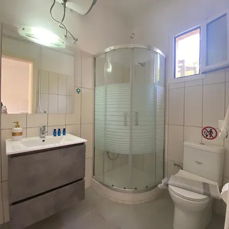 Loukia Apartment *