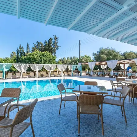 Sandy Complex By Konnect - Poolside & Seaside 2* Kavos