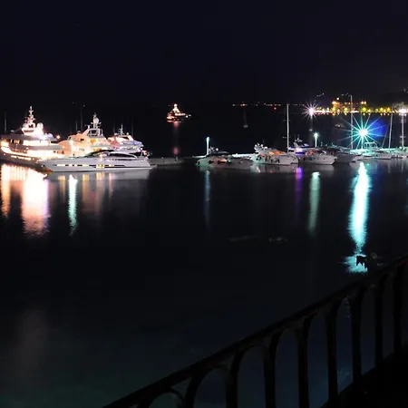 Corfu Town West Apartment *