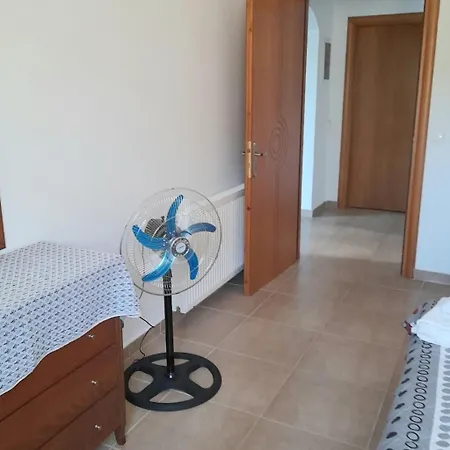 Apartment Nafsika Vigglatouri