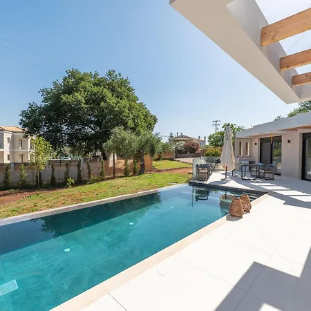 Danai Villa