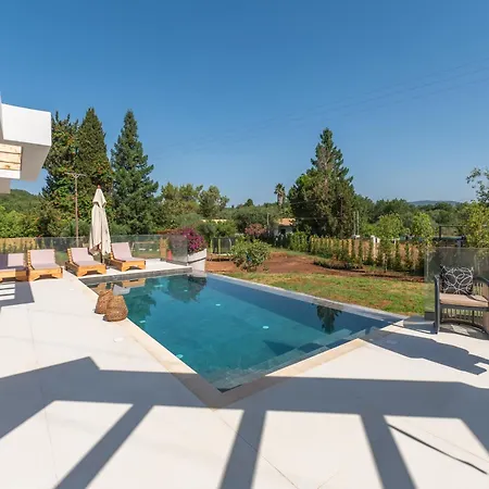 Danai Villa *