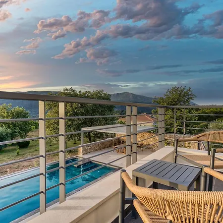 Villa Dafni & Nikos Corfu *
