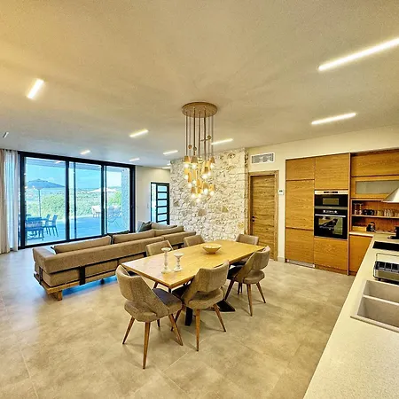 Villa Otter By Posarellivillas *