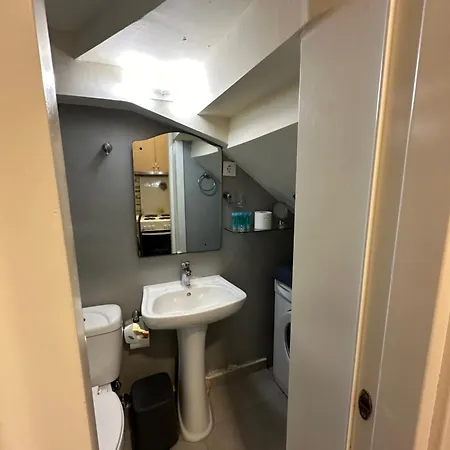 Q In Corfu Town Apartment