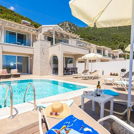 Villa Alora *