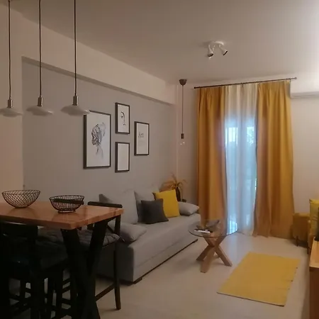 S&g House Apartment Alepou