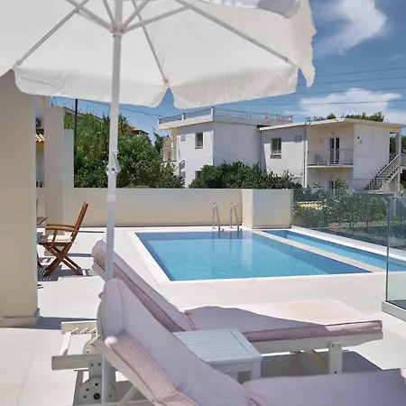 Villa Mini Tsaros *