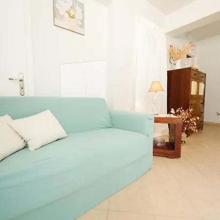 La Casa D' Irene Holiday home Kontokali