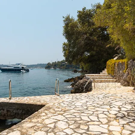 Villa Dell *