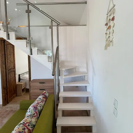 Alex's Seafront Holiday home