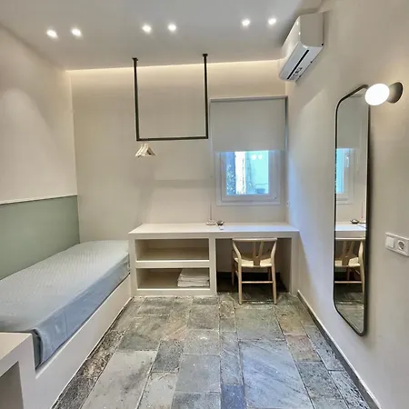 Staybridge Apartments, * Mesongi