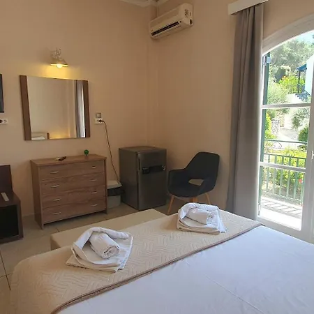 Hotel Paleo *