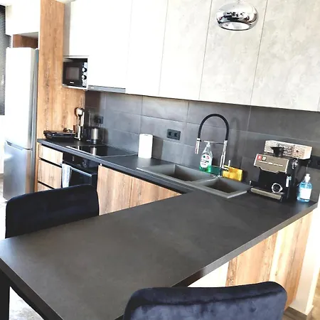 Apartment Zenozy Luxury
