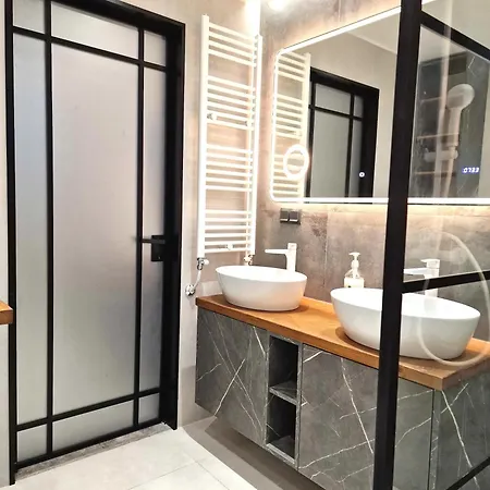 Apartment Zenozy Luxury