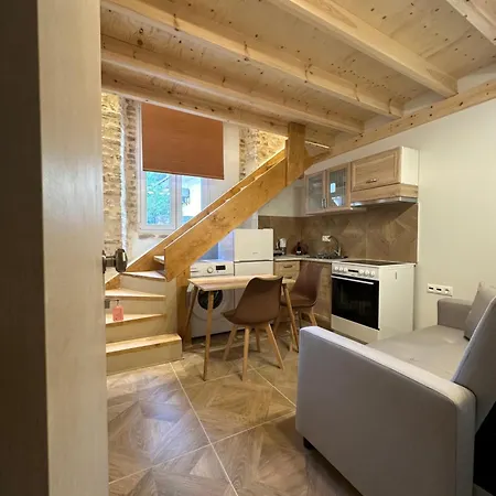 Q Rocco Apartments, Corfu Town Apartment