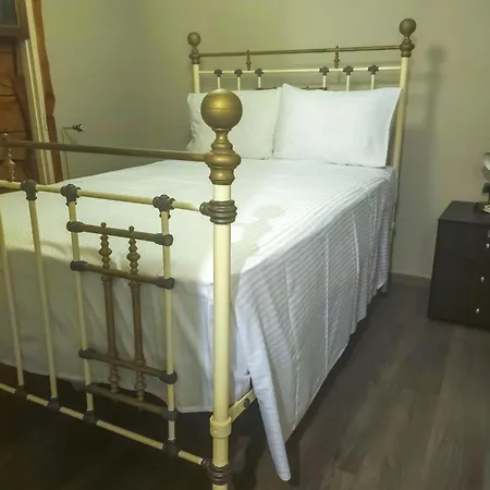 Themis House Vragkaniotika