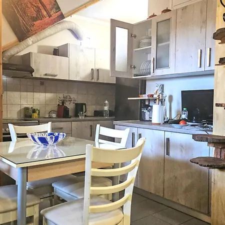 Holiday home Themis House *