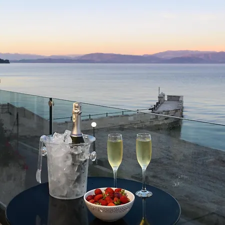 Achillion Bay Holiday home