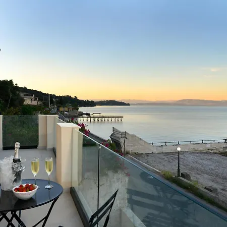Holiday home Achillion Bay *