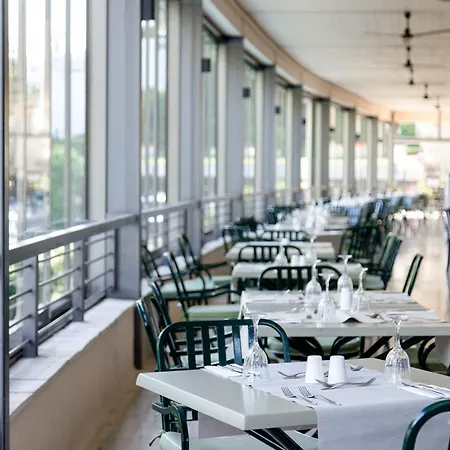 Corfu Holiday Palace Hotel 5*