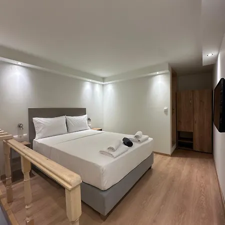 Q Rocco Apartments, Corfu Town Apartment
