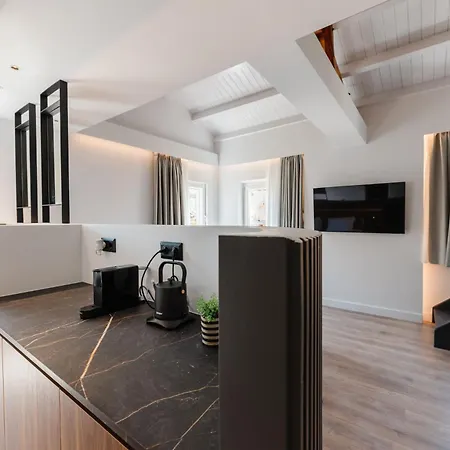 Kantoni Apartment