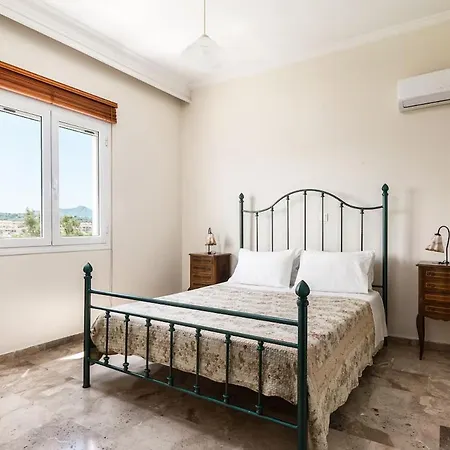 Anastasia With Private Pool & Outdoor Tub Apartment *