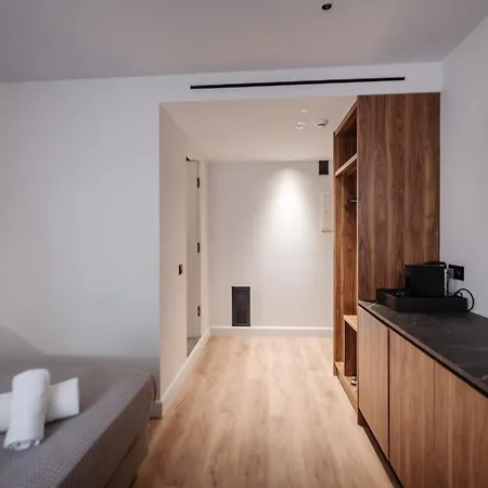 Kantoni Apartment