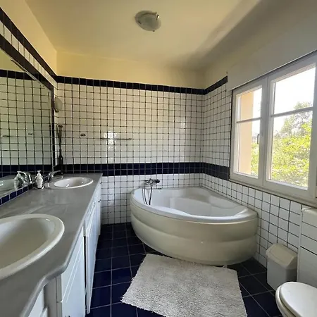 Spacious House Close To And Corfu Town