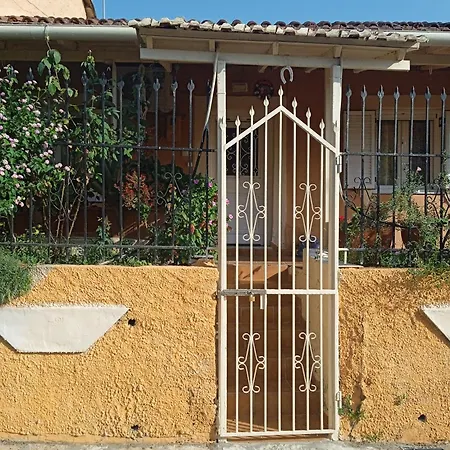 Holiday home Angela, Traditional In The Village *