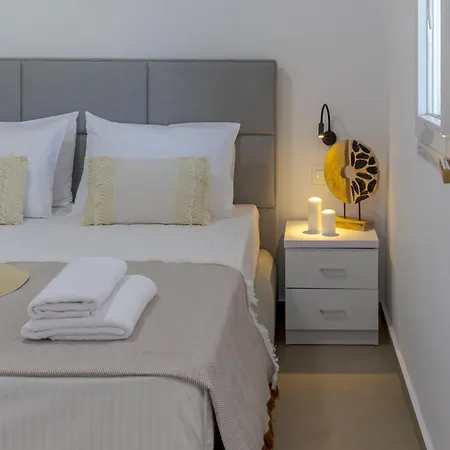 Ninemia Seaview By Estia Holiday home *